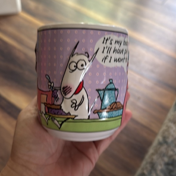 Hallmark Maxine “It’s My Body, I’ll Have Pie If I Want To” 3D Vintage Coffee Mug - Picture 2 of 6